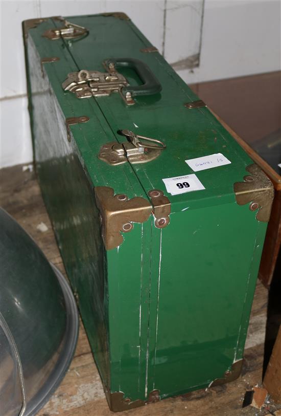 Metal case
